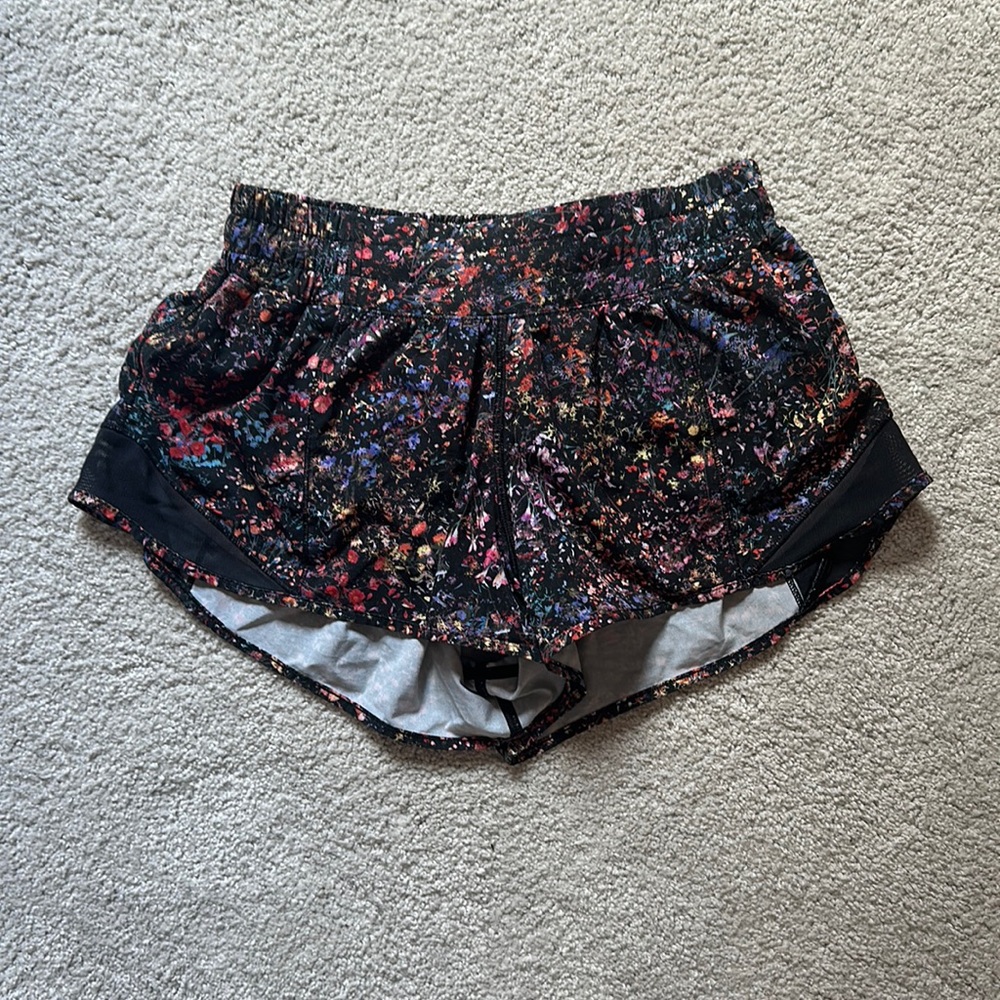 lululemon hotty hot shorts
